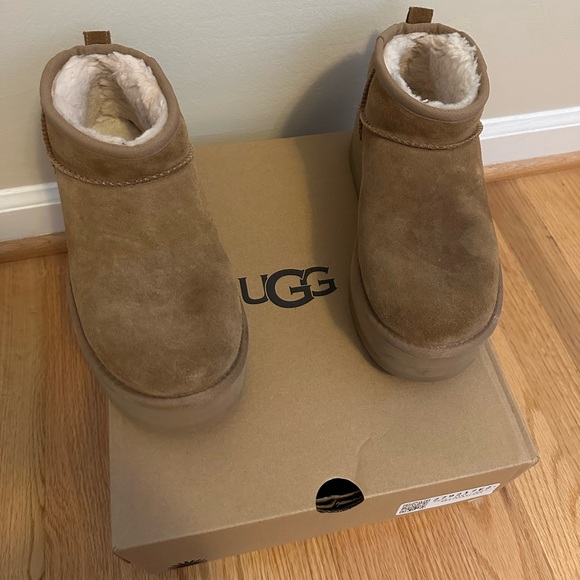 UGG classic ultra mini platform - Picture 6 of 10